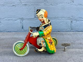 Rare Technofix U.  S.  Zone Germany Tin Wind - Up 264 Merry Clown Tricycle Ca.  1945