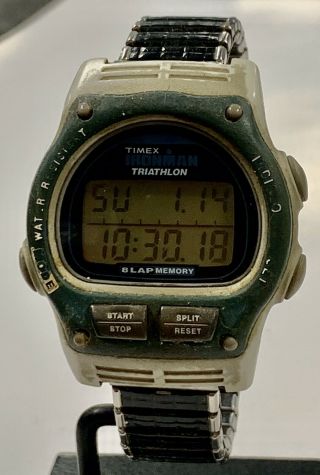 Timex Ironman Triathlon Men’s Vintage Digital Wristwatch 8 Lap Poor Cond