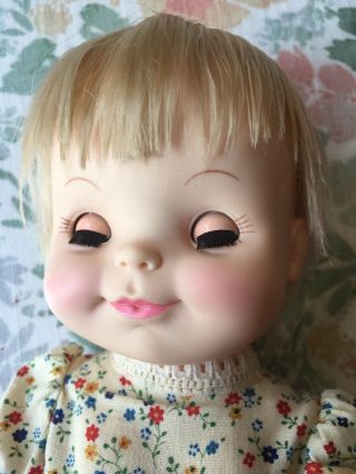 Effanbee vintage 1966 half pint girl doll with Blond hair. 2