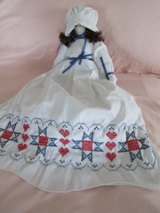 Handmade Vintage Authentic Pillowcase Doll Amish Faceless Americana Embroidered