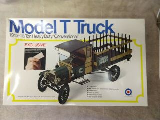 1915 1½ Ton Heavy Duty Conversional Ford Model T 1/16 Scale Model Kit Entex 8498