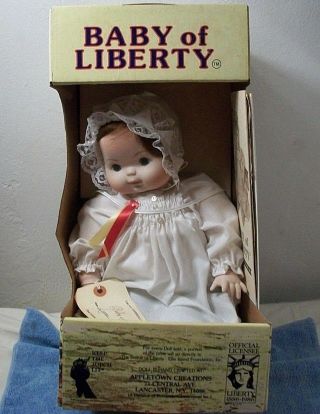 Vintage Signed Doris Huber Baby Of Liberty Doll Oct 1986 Levine 1690 Usa Made