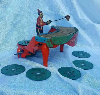 Rare Wolverine Zilotone Automaton Wind - Up Musical Toy With Disc