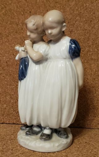 Rare,  Royal Copenhagen Figurine Two Girls With A Doll 939.