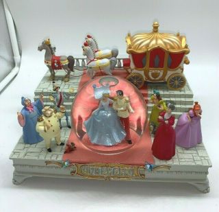 Disney Store Exclusive 60th Anniversary Cinderella Wedding Music Rare Snowglobe