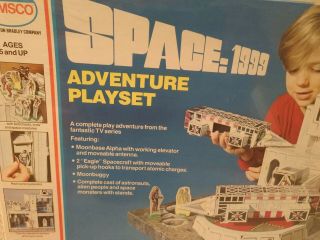 Vtg 1975 Amsco Space 1999 Adventure Playset MIB Moonbase Alpha Eagle Base 2