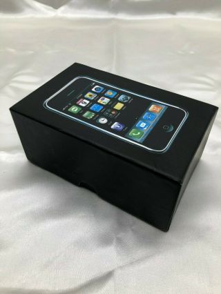 Apple iPhone 1st Generation 2G - 16GB - in RARE i68,  non matching box 2