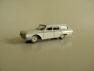 Loose 1:64 Johnny Lightning 1960 Ford Country Squire Station Wagon Rare Color