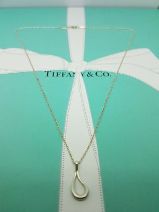 Authentic Rare Tiffany & Co Elsa Peretti Open Teardrop Necklace
