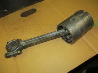 ANTIQUE JOHN DEERE 1 - 1/2 HP ROD AND PISTON COMPLETE HIT MISS ENGINE 2