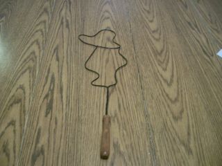 Primitve Rug Beater Metal With Wooden Handle Amish Girl Wall Hanging Decor