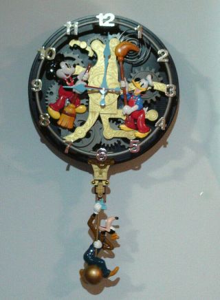 Rare Disney Mickey Mouse Animated Talking Chime Wall Clock Mickey Donald Goofy