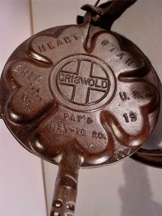 Rare 19 Griswold Heart & Star Waffle Iron 932 933 318 Bale Base Great Cond.
