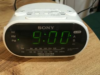Sony Icf - C318 Dream Machine Am/fm Radio Alarm Clock,  White - Oem Classic