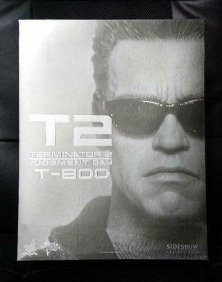 Hot Toys 1/6 Terminator 2 Judgment Day T - 800 Mms117 Scale Figure