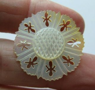 Most Exquisite Antique Vtg Victorian Pierced Carved Mop Shell Button 1 " (n)