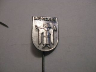 Rare Old Munchen Enamel Stick Pin Badge 935 Silver