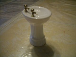 Dollhouse Old Fashioned Porcelain Pedestal Sink 2,  L@@k