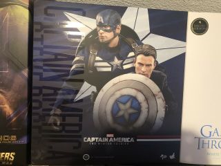 Hot Toys Captain America Winter Soldier 2 Pack Sideshow (check Pics)