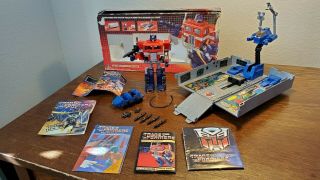 Vintage 1984 G1 Hasbro Takara Transformers Autobot Optimus Prime W/box And More