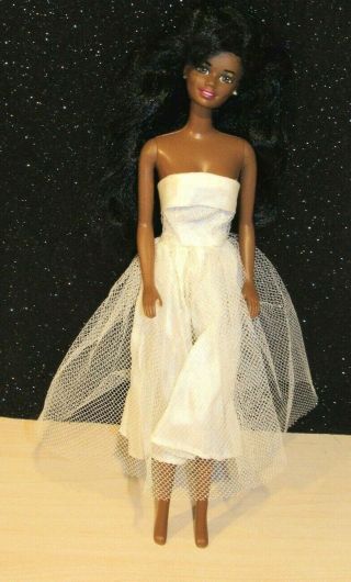 Vintage Mattel1987 African American Barbie Doll Malaysia Gorgeous Doll