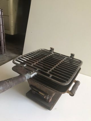 Vintage Cast Iron Hibachi Tabletop Grill Personal Very Rare Only 89.  99 Wow
