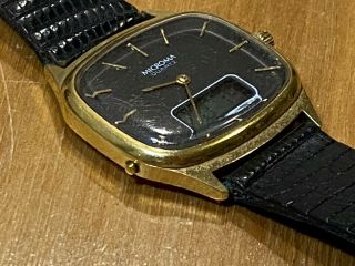 Rare 1970s MICROMA Swiss ESA Y2 900.  231 analog digital watch black dial gold ton 2