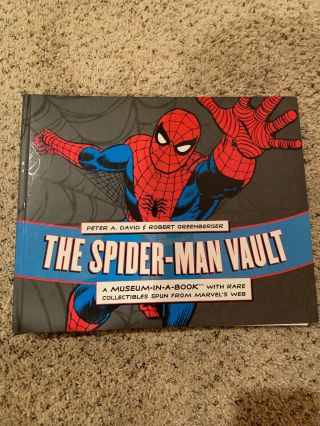 The Spider - Man Vault Museum In A Book W/t Rare Collectibles 2010 Marvel