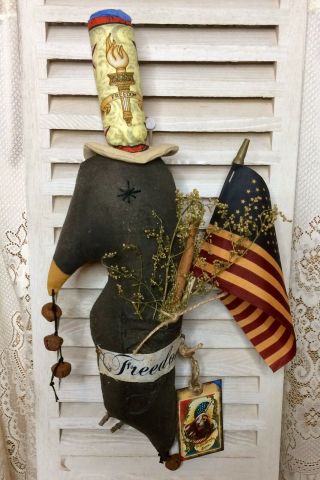 Primitive Crow Folk Art Doll Patriotic Americana USA Hanging Grungy 3