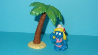 Smurfs Beach Holiday Smurf Smurfette Topical 40262 Rare Vintage Figurine