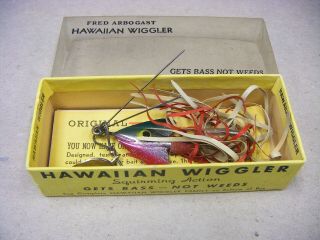 Vintage Fred Arbogast Hawaiian Wiggler Lure 2