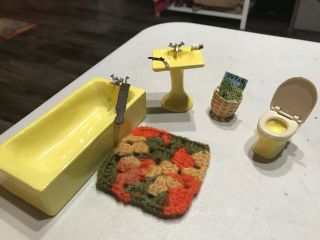Vintage Porcelain Dollhouse Furniture Bathroom Set - Toilet Tub Sink - Yellow