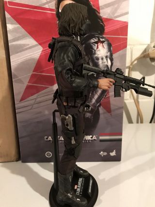 Hot Toys MMS241 Captain America Winter Soldier Bucky Barnes Complete 1:6 3