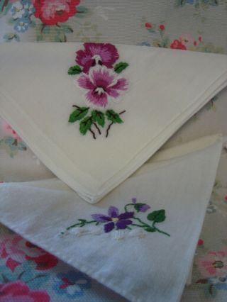 4 Vintage Cotton Handkerchiefs - Embroidered Design and Initials 2