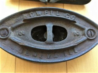 W H Howell Co Antique Vintage Sad Iron No 2 Wood & Metal Handle Geneva Ill
