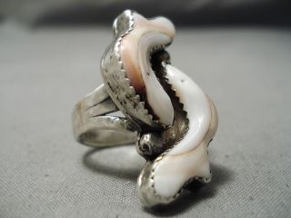 VERY RARE WHITE CORAL DOLPHINS VINTAGE NAVAJO STERLING SILVER RING 3