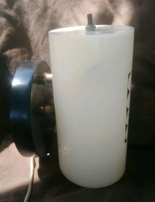 VTG Mid Century White & Gold Plastic WALL Mount Plug - in SCONCE LIGHT / Lamp 8.  5 