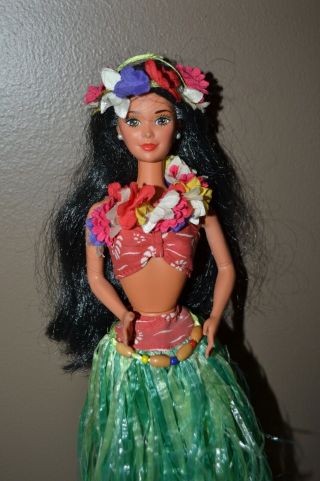 Barbie - Dolls Of The World - 1994 Polynesian Barbie In Outfit