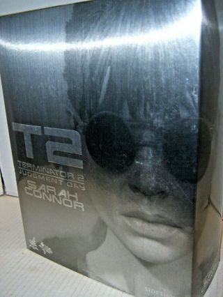 1:6 Scale 12 " Sarah Connor (mwb) T2 Terminator 2 Judgement Day (2010) Hot Toys
