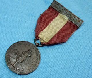 1929 Antique Howell School Denbigh 70 Year Medal - Thomas Howell