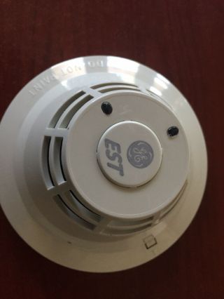 EST GE SIGA - IS Ion Smoke Detector Very Rare Fire Alarm.  12 Qty. 2