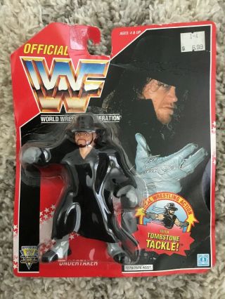 Wwf Wwe Hasbro Series 8 Red Card Undertaker Moc Very Rare 1993 Wrestling Vintage