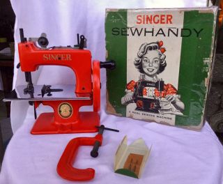 Rare Vintage Singer Sewhandy Model 20 - Red - Child Sewing Machine
