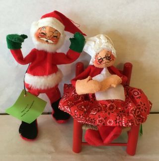 Vintage Annalee Mobilitee Doll,  Inc.  Santa Claus And Mrs.  Claus On Chair 1971 8 "