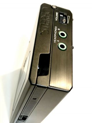 RARE Sony Walkman WM - DDII Portable Cassette Player CENTER GEAR MINTY 3