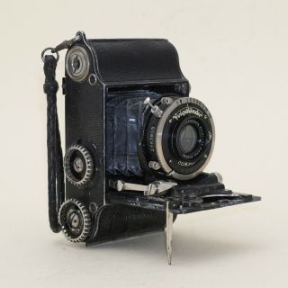 Desirable 1933 Voigtlander Perkeo 3x4 With Rare Heliar 5.  5cm F/3.  5 Lens & Strap