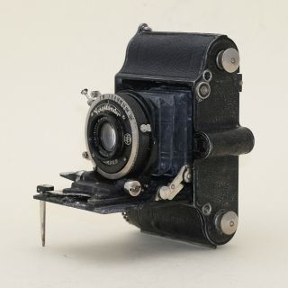 Desirable 1933 Voigtlander Perkeo 3x4 With Rare Heliar 5.  5cm f/3.  5 Lens & Strap 2