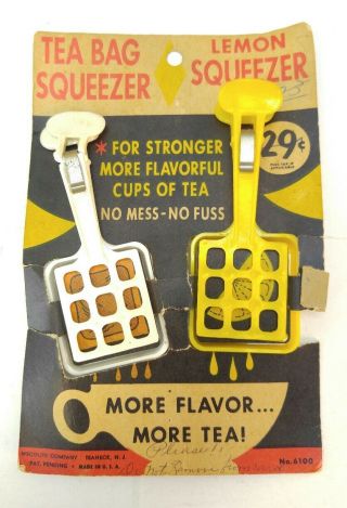 Antique / Vintage Tea Bag Strainer / Lemon Squeezer - Wecolite Co.  Usa - Nip/noc