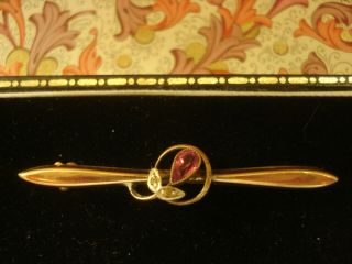 Very Pretty & Finely Crafted Antique Art Nouveau: Rolled Rose Gold Brooch