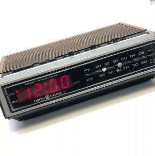 Vintage GE AM/FM Woodgrain Digital Alarm Clock General Electric 7 - 4631B RARE 2